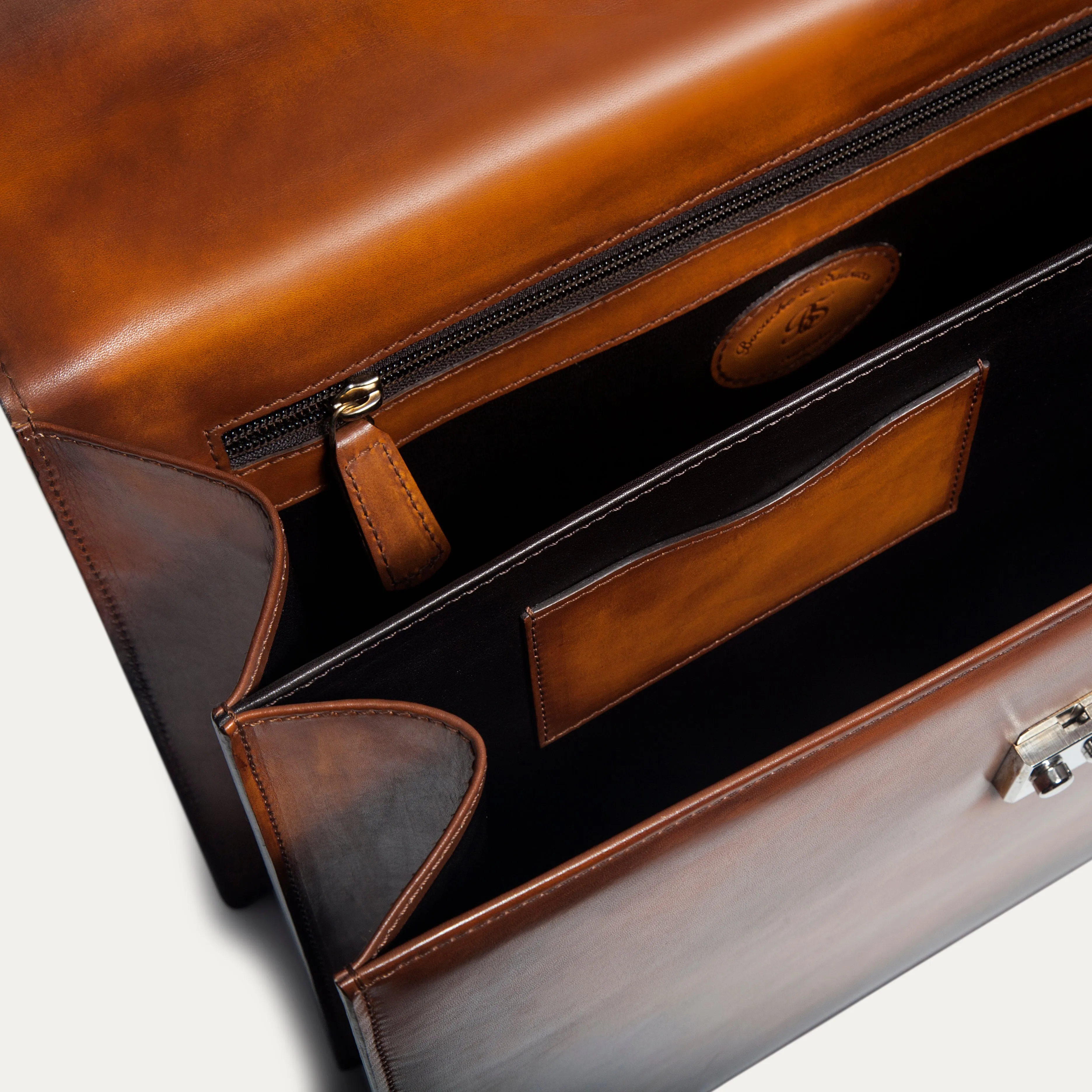 Augusto - Cognac Patina