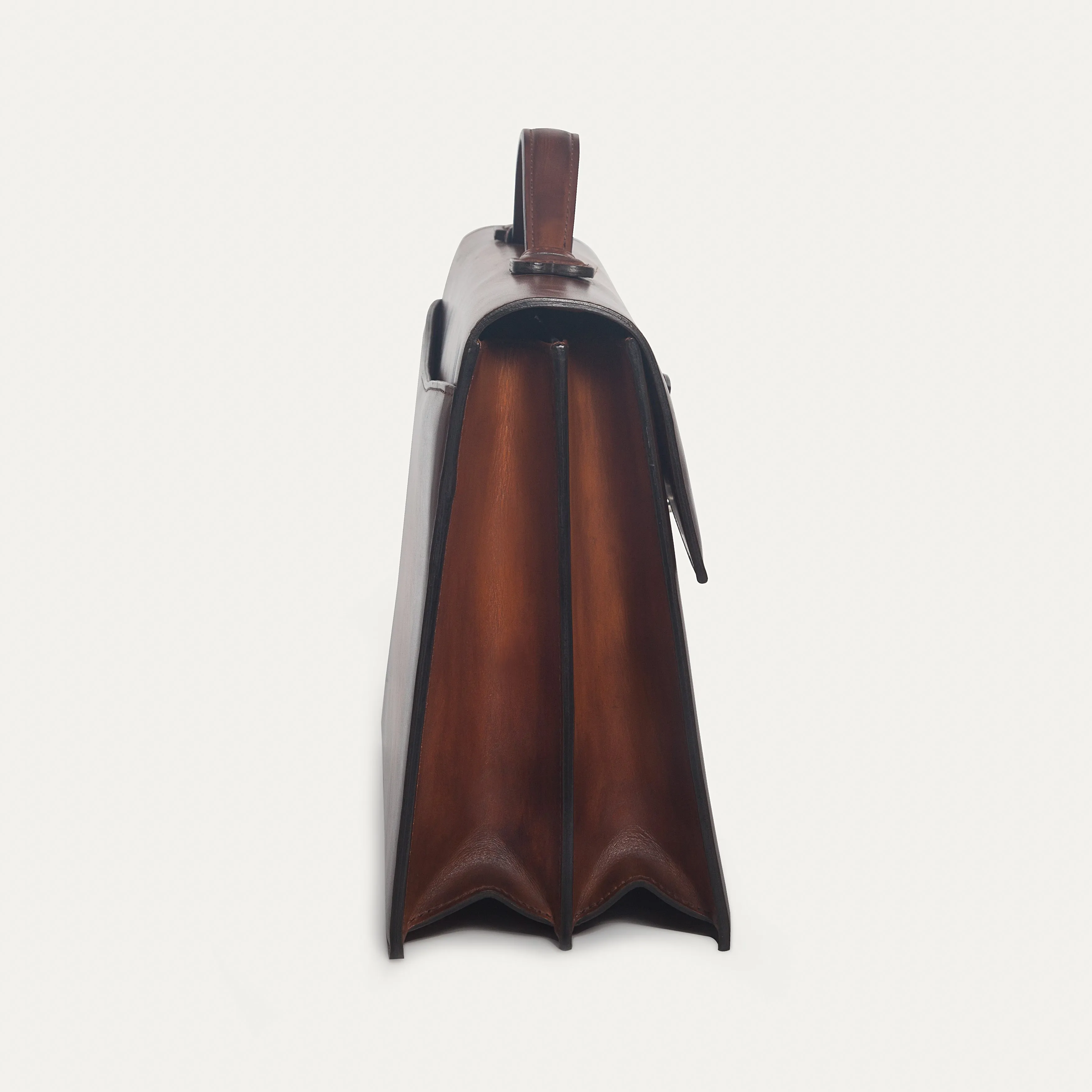 Augusto - Cognac Patina